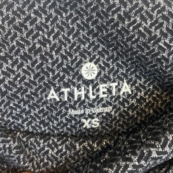 Athleta Criss Cross Power Up Leggings XS EUC - Picture 4 of 8